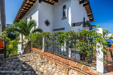 TIZOC CASA HUELGA