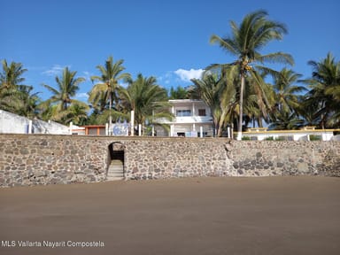CASA ANA