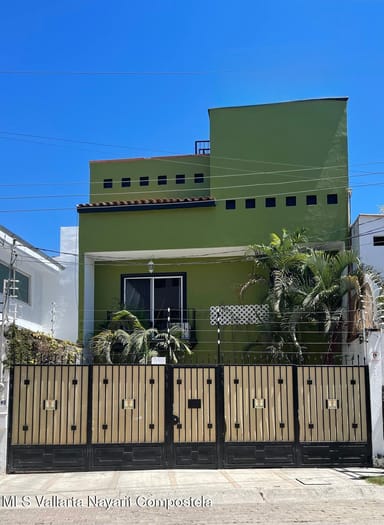Casa Aralias 2