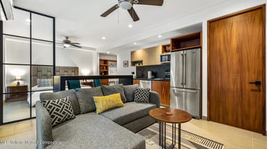 The Colonial 105