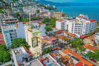 PRAIA RESORT RESIDENCES