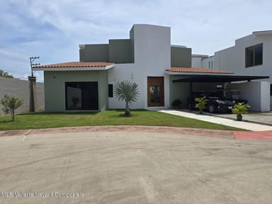 Casa Ave del Paraiso