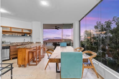 Condo '' Vista Roja''