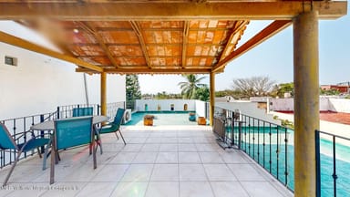 CASA LAS PALMAS