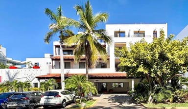 Las Pergolas