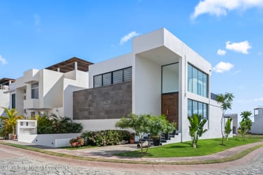 Casa Estrella