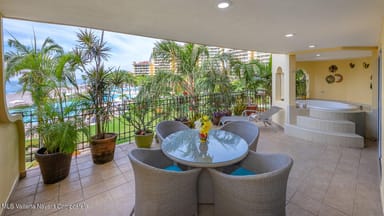 BAY VIEW GRAND F 204