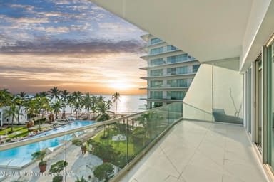Icon Vallarta
