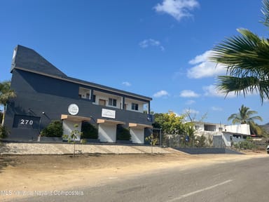 Higuera Commercial