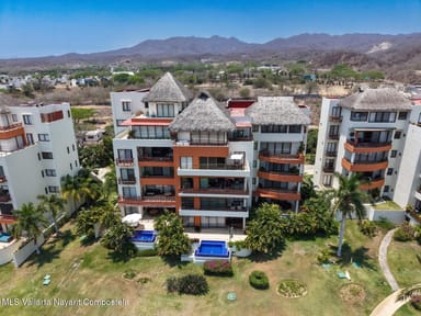 Condo Magnolia 302