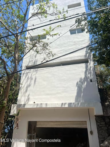 Torre Jamaica