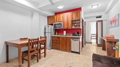 CONDO AGUACATE