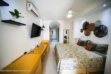 Condo Carlos