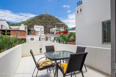 Condominio Mangos 3