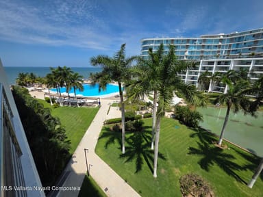 Aria Ocean 421-423