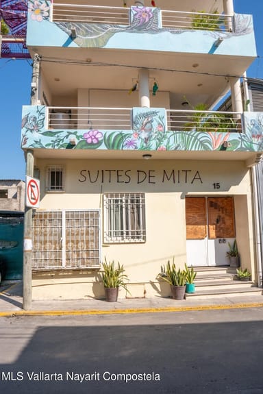 Suites de Mita