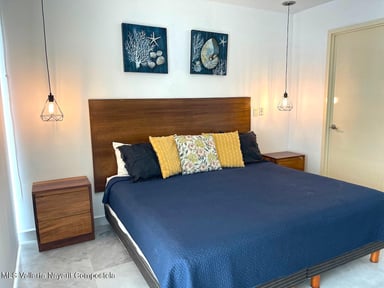 Aria Ocean 375