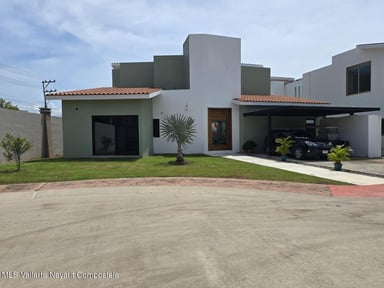 Casa Ave del Paraiso