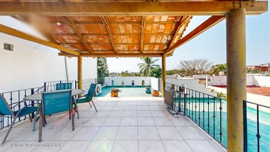 CASA LAS PALMAS
