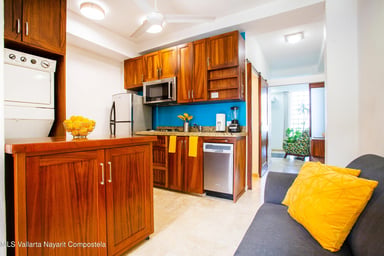 CONDO AGUACATE