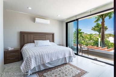 Quadrant Condo