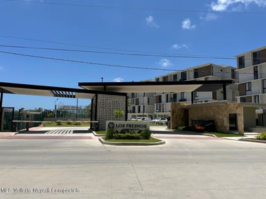 Condo Fresnos