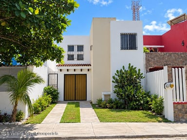 Casa Paseo Palmito