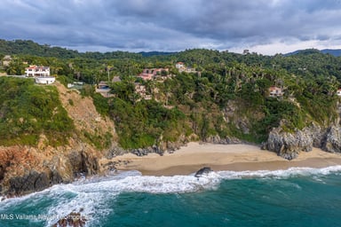 Casa Pacifica