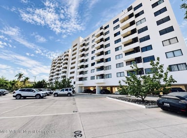 Condo 50