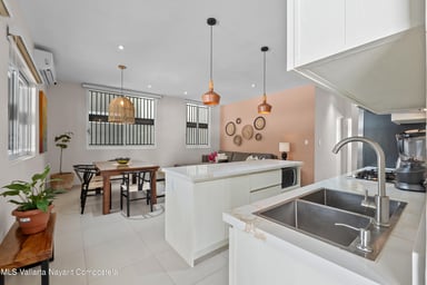 LAS VILLAS